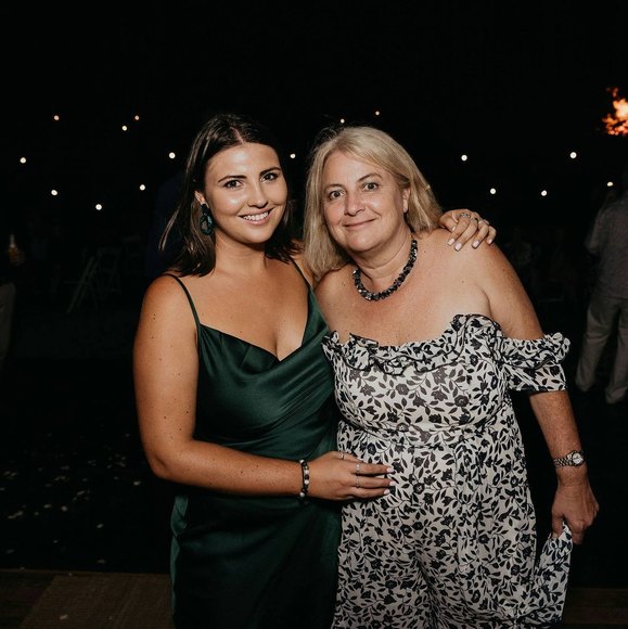 Meet your Posher, Jane - Picture 1 of 1